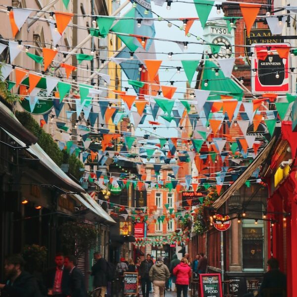 Group Dining in Ireland: A Memorable Culinary Experience for All