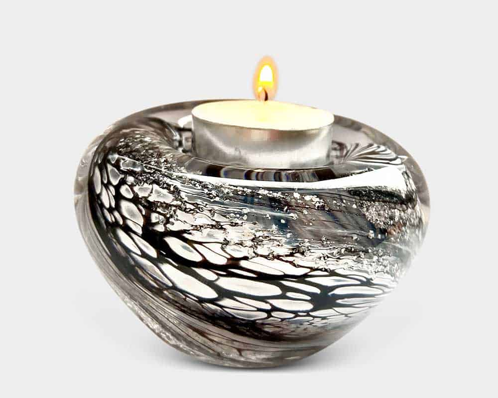 The Power of a Gift: Offering Solace and Support to Those Who Are Grieving